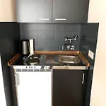 Renoviert, Modern Und Ruhig